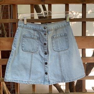 urban outfitter snap front denim skirt